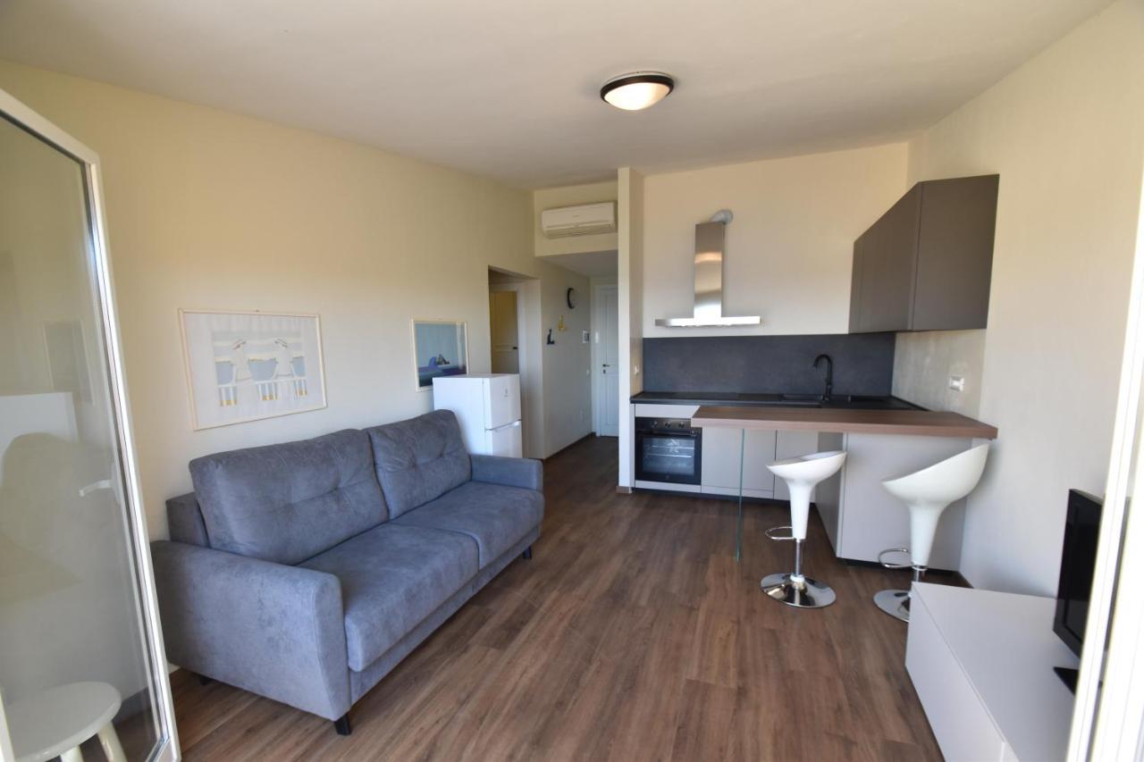 Grotta Azzurra Apartment - Cavoli - Terrazza Vista Mare, Clima E Parcheggio San Piero in Campo  Zewnętrze zdjęcie