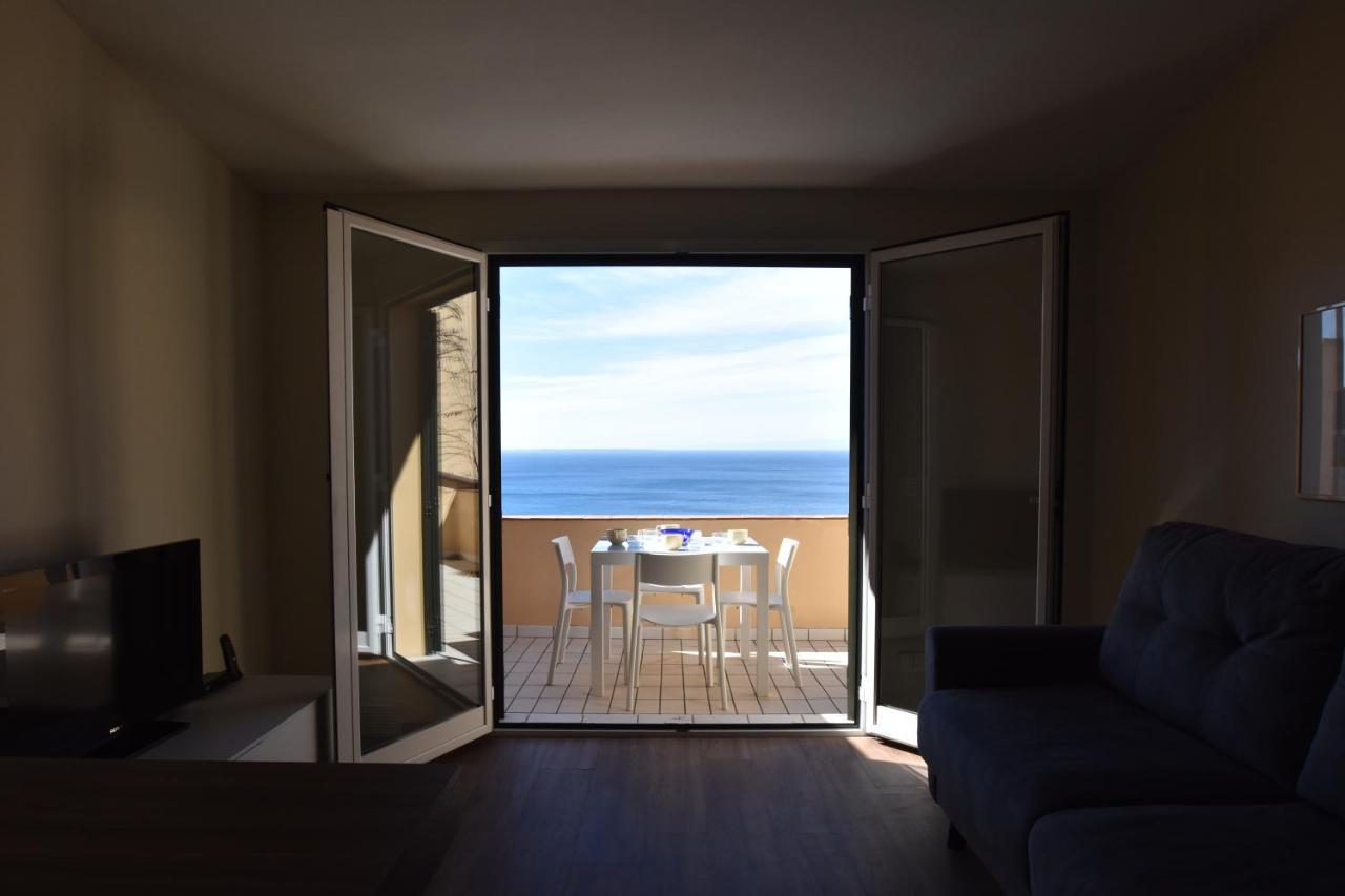 Grotta Azzurra Apartment - Cavoli - Terrazza Vista Mare, Clima E Parcheggio San Piero in Campo  Zewnętrze zdjęcie